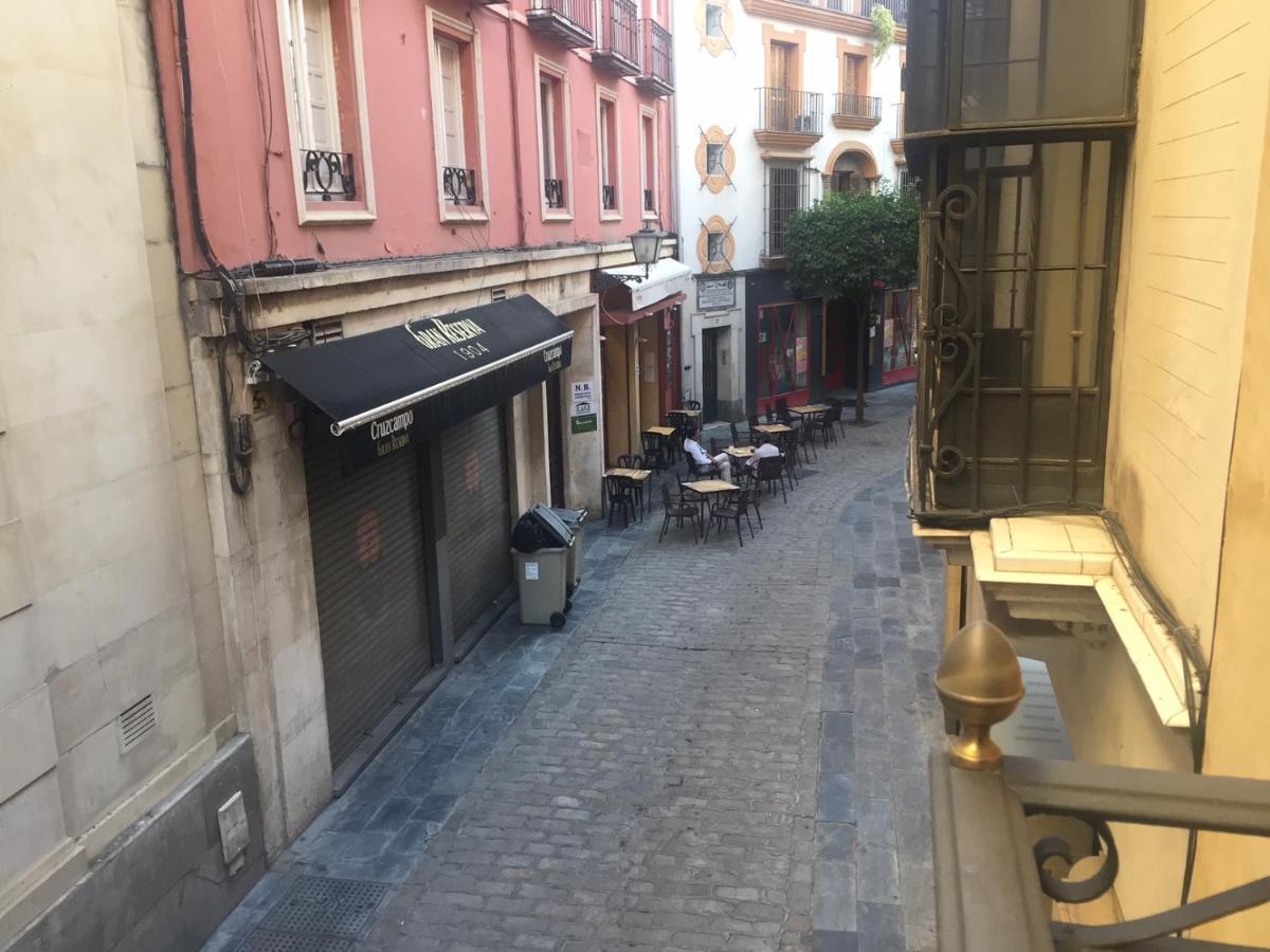 Apartamento En El Centro De Sevilla Екстер'єр фото