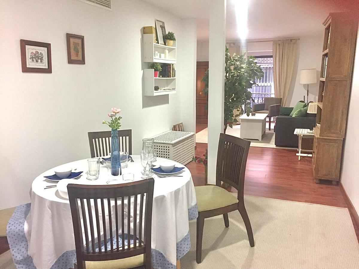 Apartamento En El Centro De Sevilla Екстер'єр фото